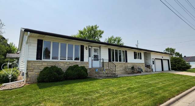 Photo of 25 3rd Ave NE, Plainview, MN 55964