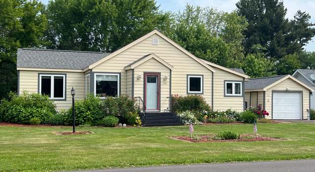 Photo of 505 W Poplar Ave, Cameron, WI 54822