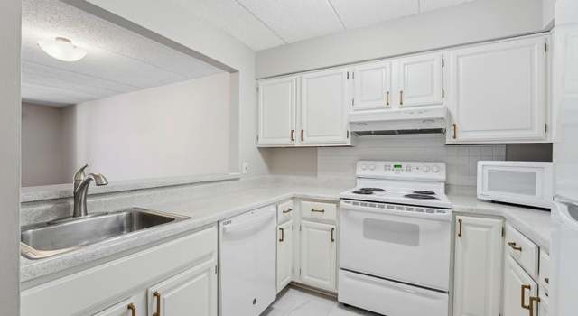 Photo of 3300 Louisiana Ave S #317, Saint Louis Park, MN 55426
