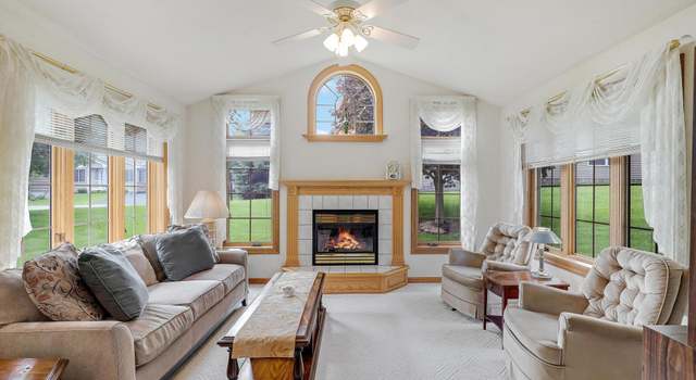 Photo of 6105 Creekview Ln N, Minneapolis, MN 55443