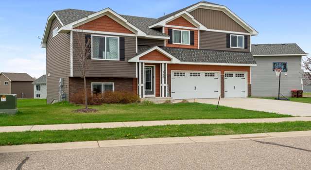Photo of 340 Terning Way, Howard Lake, MN 55349