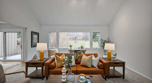 Photo of 5721 Duncan Ln, Edina, MN 55436