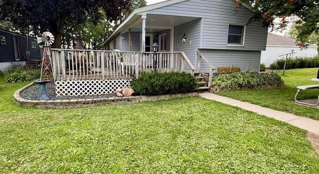 Photo of 55 5th Ave NW, Elgin, MN 55932