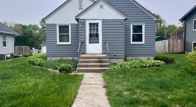 Photo of 905 12th Ave, Clarkfield, MN 56223