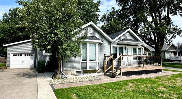Photo of 710 W Lake Ave, Worthington, MN 56187