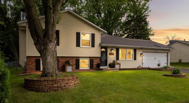 Photo of 15350 Drexel Way, Apple Valley, MN 55124