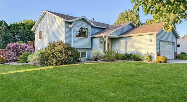 Photo of 1108 Viking Dr, Olivia, MN 56277