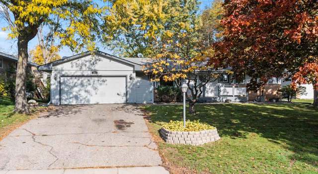 Photo of 7908 28th Ave N, New Hope, MN 55427