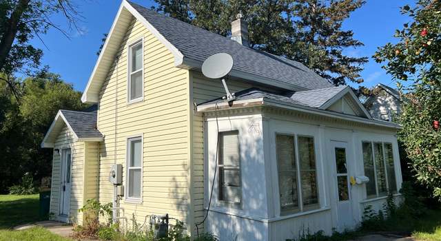 Photo of 417 Lincoln Ave, Ortonville, MN 56278