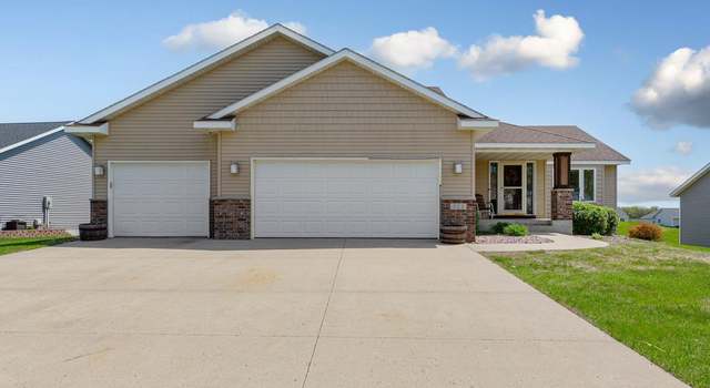 Photo of 324 Cedar Trail Dr, Le Sueur, MN 56058