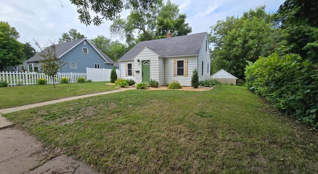 Photo of 818 Kenwood St, Alexandria, MN 56308