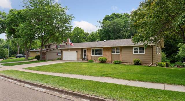 Photo of 1535 Woodland Dr, Red Wing, MN 55066