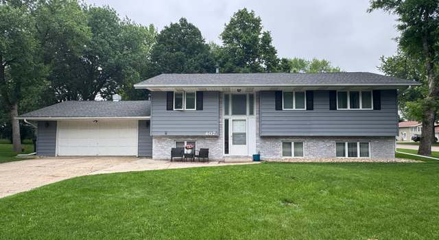 Photo of 407 Dogwood Ave, Marshall, MN 56258