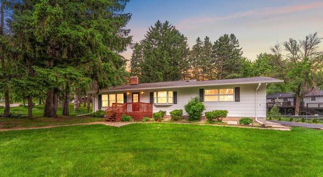 Photo of 524 Brick St S, Stillwater, MN 55082