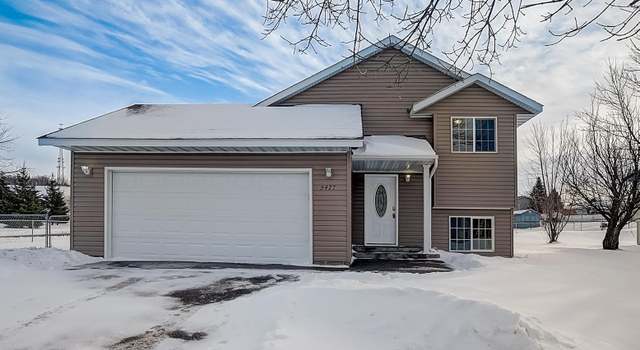 Photo of 9427 Oriole Ln, Monticello, MN 55362