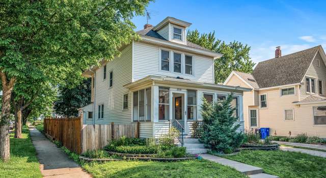 Photo of 2059 Iglehart Ave, Saint Paul, MN 55104