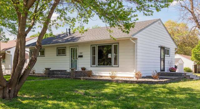 Photo of 737 Shakopee Ave E, Shakopee, MN 55379