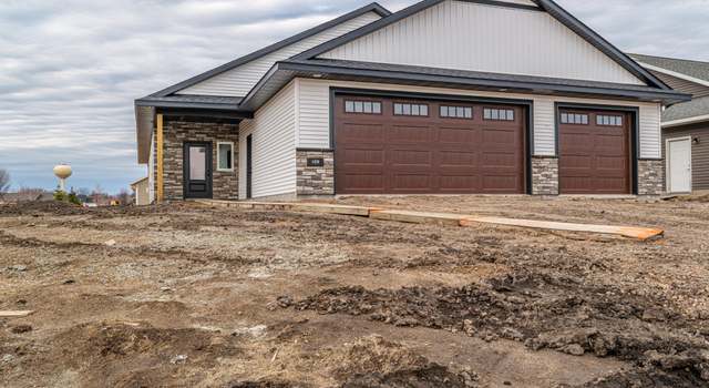 Photo of 109 Eau Claire Ave SE, Hutchinson, MN 55350