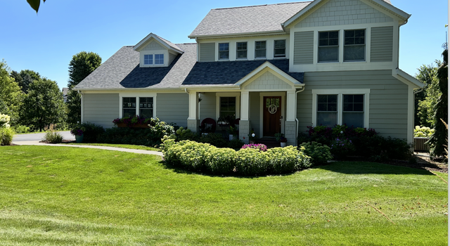 Photo of 803 Prairie Meadows Dr, Hudson, WI 54016