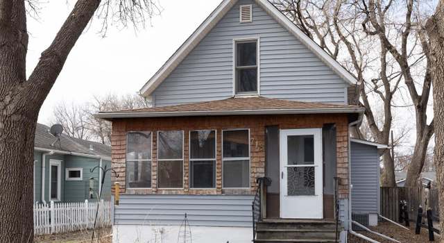 Photo of 718 1st St N, Fargo, ND 58102