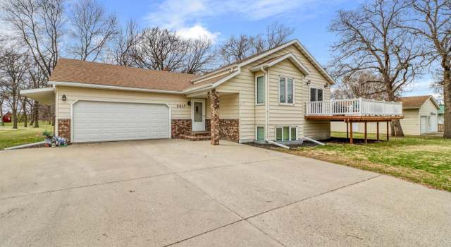 Photo of 5917 Elm St N, Moorhead, MN 56560