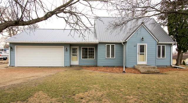 Photo of 207 Astro Blvd W, Cosmos, MN 56228
