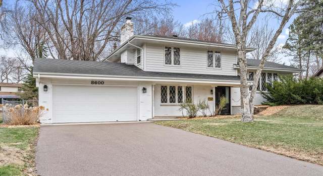 Photo of 8600 Hopewood Ln N, New Hope, MN 55427