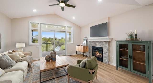 Photo of 1002 Sunrise Cir, Dassel, MN 55325