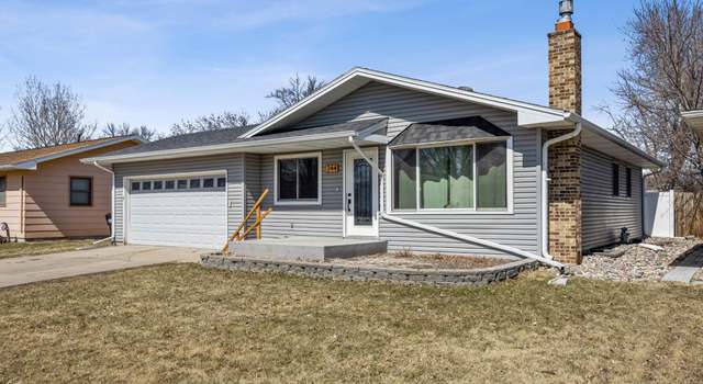 Photo of 244 12th Ave W, Fargo, ND 58078