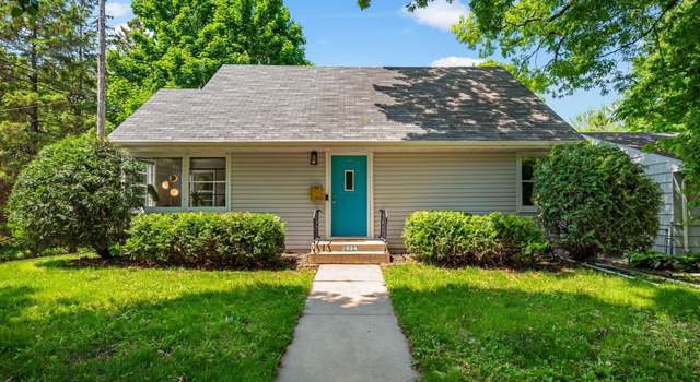 Photo of 2934 Natchez Ave S, Saint Louis Park, MN 55416