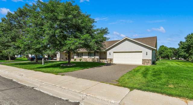 Photo of 612 Main St W, Isanti, MN 55040