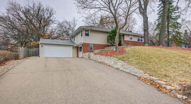 Photo of 4714 Caribou Dr, Minnetonka, MN 55345
