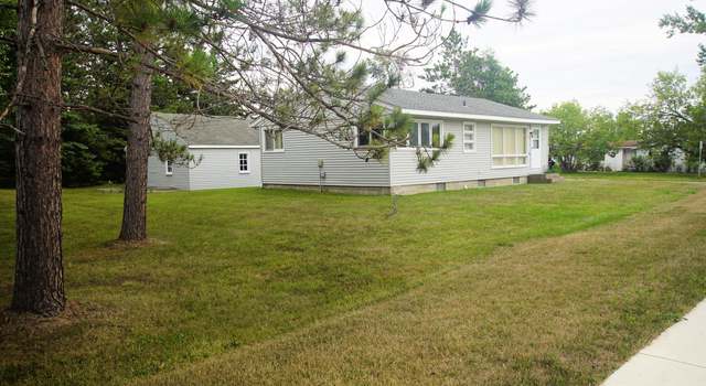 Photo of 1002 Division St, Deer River, MN 56636