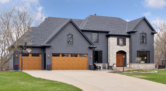 Photo of 3519 Crestmoor Dr, Woodbury, MN 55125