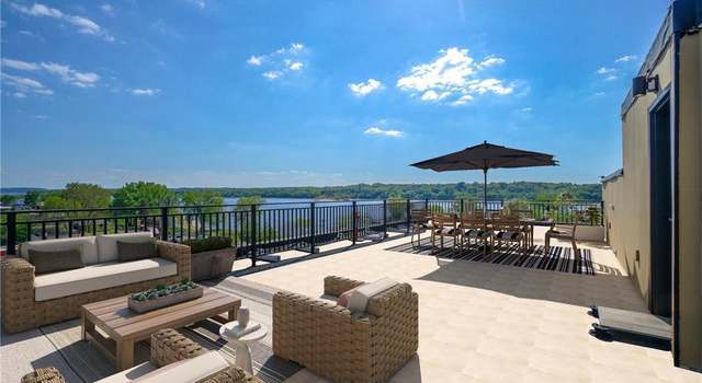 Photo of 517 2nd St #201, Hudson, WI 54016