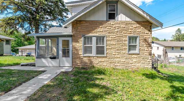 Photo of 467 Ivy Ave E, Saint Paul, MN 55130