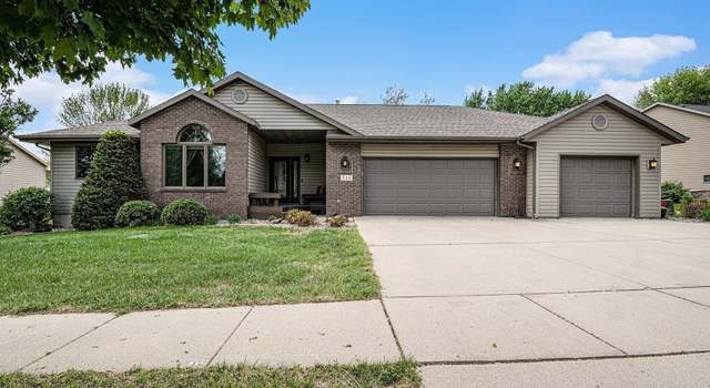 Photo of 711 Britz Dr, Luverne, MN 56156
