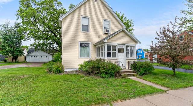 Photo of 208 2nd St SW, Braham, MN 55006
