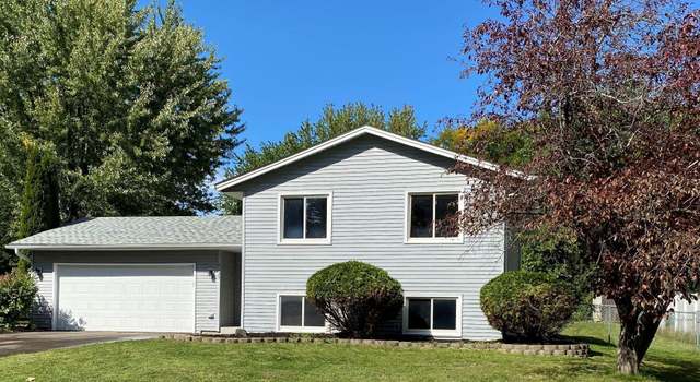 Photo of 2135 Cliffhill Ln, Eagan, MN 55122