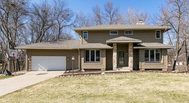 Photo of 920 Lake Lucy Rd, Chanhassen, MN 55317
