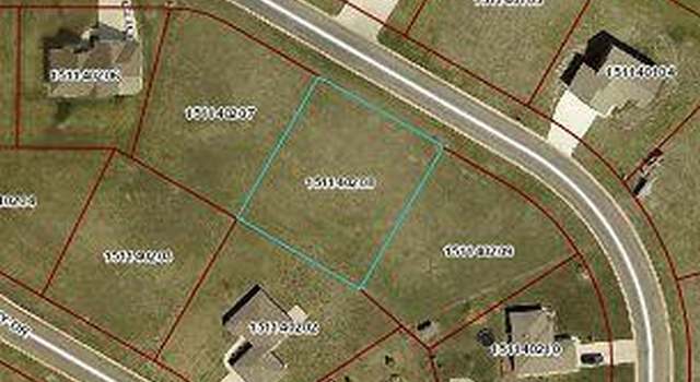 Photo of 807 Rose Dr, Ellendale, MN 56026