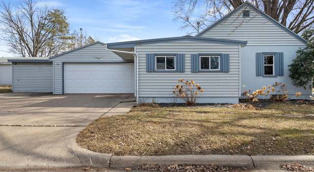 Photo of 840 6th St W, Hastings, MN 55033