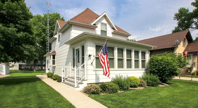 Photo of 21 1st St NE, Fairfax, MN 55332