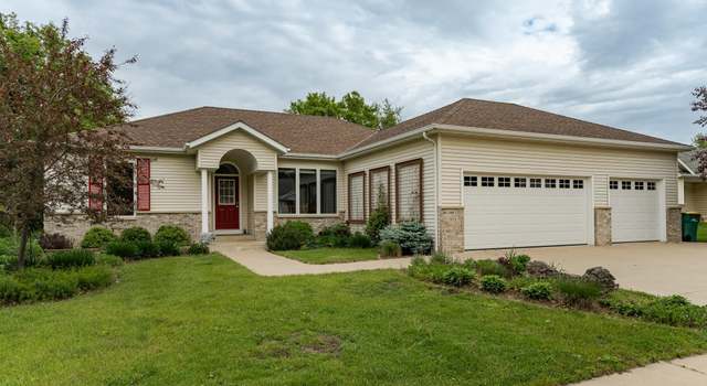 Photo of 915 Southern Woods Pl SW, Rochester, MN 55902