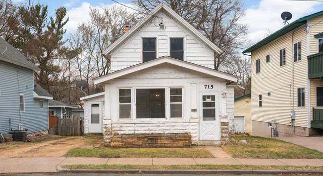 Photo of 715 Maple St W, Stillwater, MN 55082