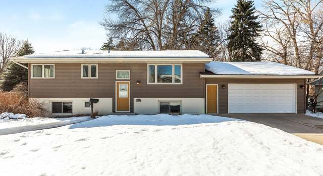 Photo of 4042 Main St NE, Fridley, MN 55421