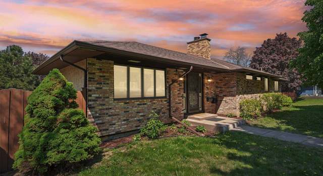 Photo of 3208 Silver Lake Rd NE, Saint Anthony, MN 55418