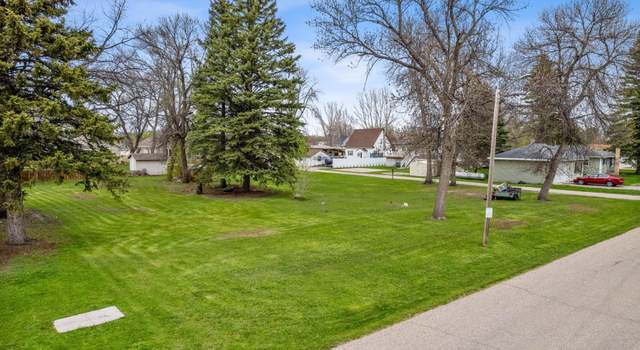 Photo of 221 3rd St S, Casselton, ND 58012