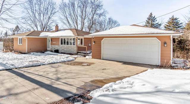Photo of 13724 Shirley Dr, Burnsville, MN 55337