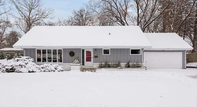 Photo of 8104 Julianne Ter, Golden Valley, MN 55427